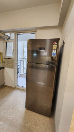 Furnished Amenities in 3 BHK Apartment at Godrej Woods, Sector 43 – for Rent