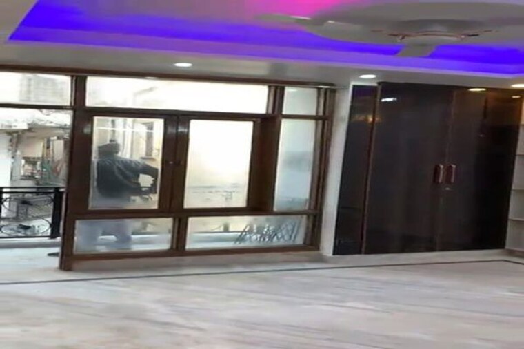  Parking, panchsheel extension 3 Bedroom 1209 Sq.Ft. Apartment In Panchsheel Extension Delhi 9796447