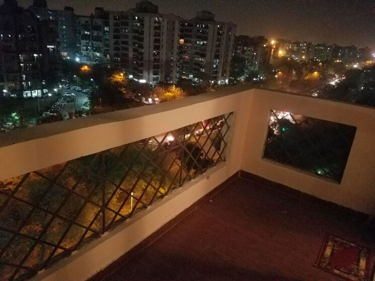 Other, sector 13 dwarka 3 Bedroom 1600 Sq.Ft. Apartment In Sector 13 Dwarka Delhi 9796998