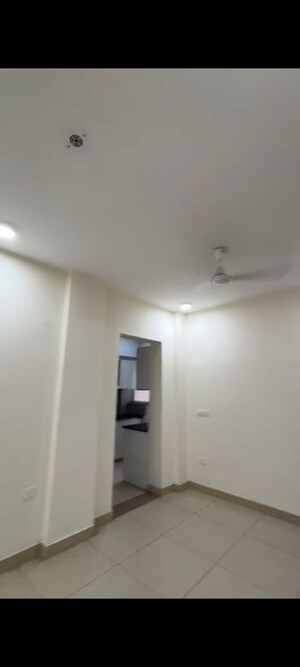 Furnished Amenities in 2.5 BHK Apartment at Central Park Flower Valley, Sohna Sector 33 – for Rent