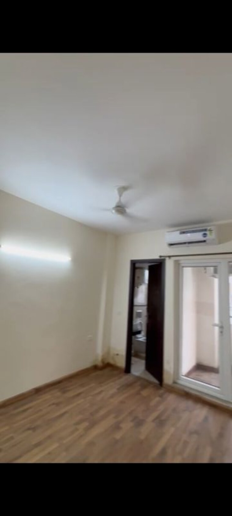 undefined, central-park-flower-valley 2.5 Bedroom 1150 Sq.Ft. Apartment In Sohna Sector 33 Gurgaon 9797001