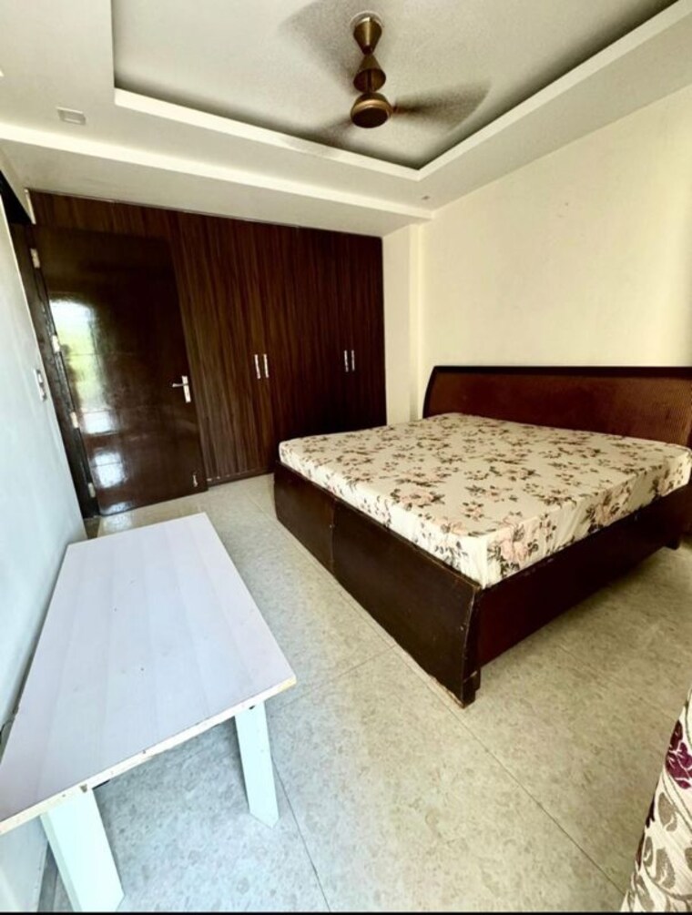 Bedroom, dlf phase i 3 Bedroom 2100 Sq.Ft. Builder Floor In Dlf Phase I Gurgaon 9797007