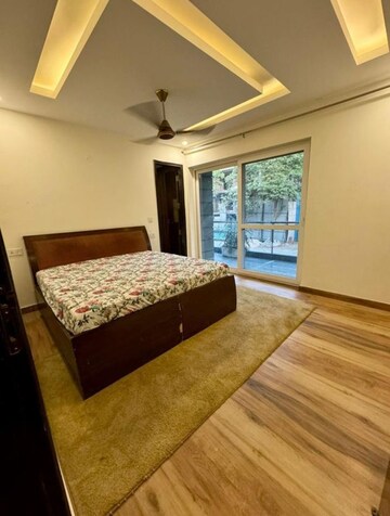 Bedroom in 3 BHK Builder Floor at Dlf Phase I – for Rent