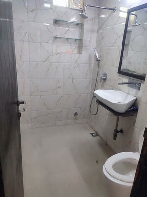 Bathroom in 3 BHK Apartment at Sector 5 Dwarka – for Rent