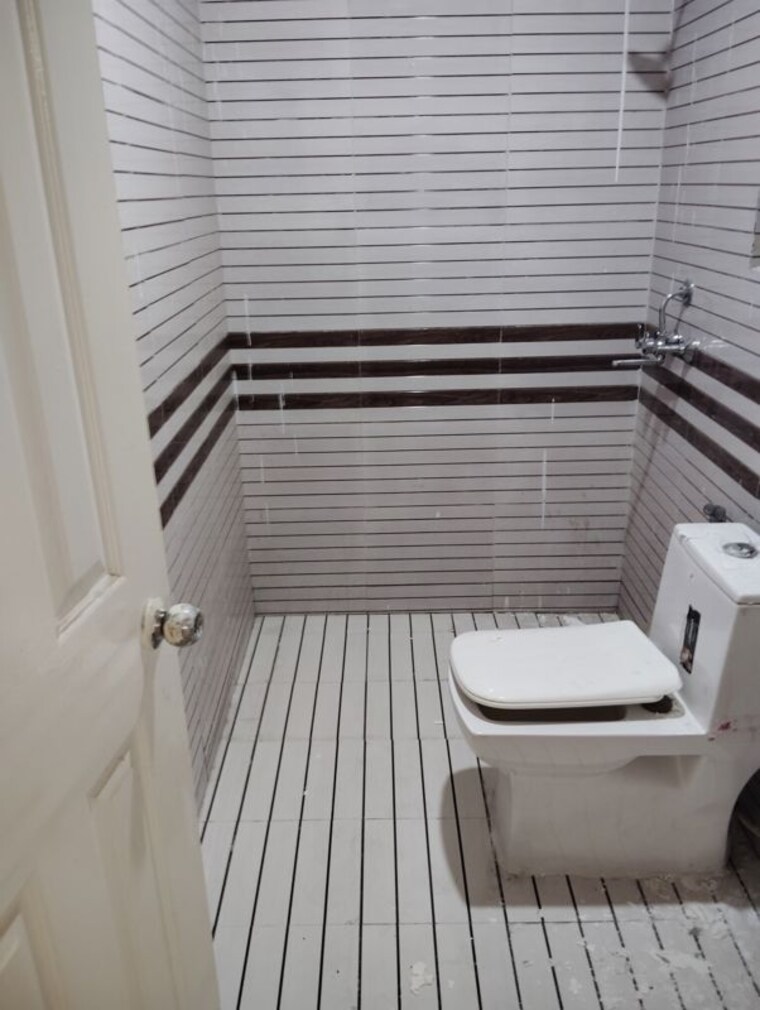 Balcony, bptp-park-grandeura 3.5 Bedroom 2353 Sq.Ft. Apartment In Sector 82 Faridabad 9797085