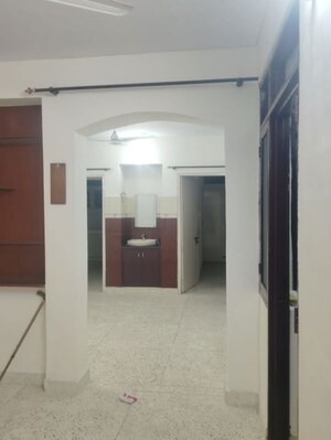 Room in 3 BHK Apartment at Sector 4 Dwarka – for Rent