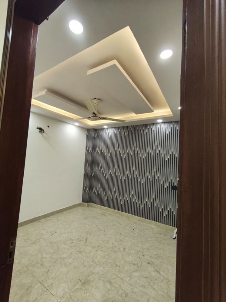 Bedroom, govindpuri 3 Bedroom 100 Sq.Yd. Builder Floor In Govindpuri Delhi 9797316