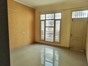 Room in 3 BHK Apartment at Vip Road – for Sale