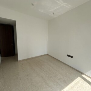 Room in 4 BHK Apartment at Lodha World Crest, Empire Mill – for Rent