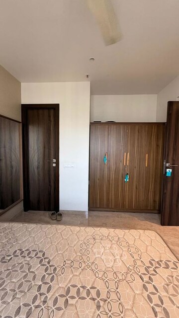 Bedroom in 1 BHK Apartment at Hiranandani Regent Hill, Powai – for Rent