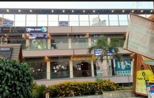  Showroom For Rent in Sector 18