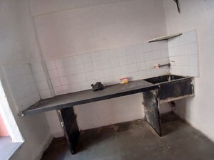 Team Area in 1 BHK Apartment at Dharavi – for Rent