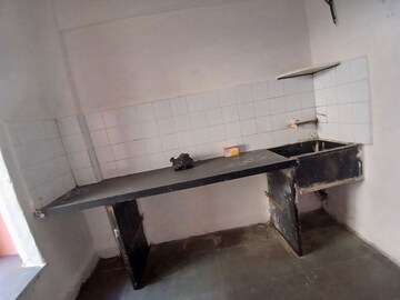 Team Area in 1 BHK Apartment at Dharavi – for Rent