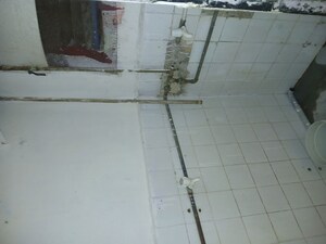 Balcony in 1 BHK Apartment at Dharavi – for Rent