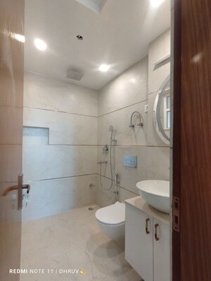 Bathroom in 4 BHK Apartment at Sector 11 Dwarka – for Rent