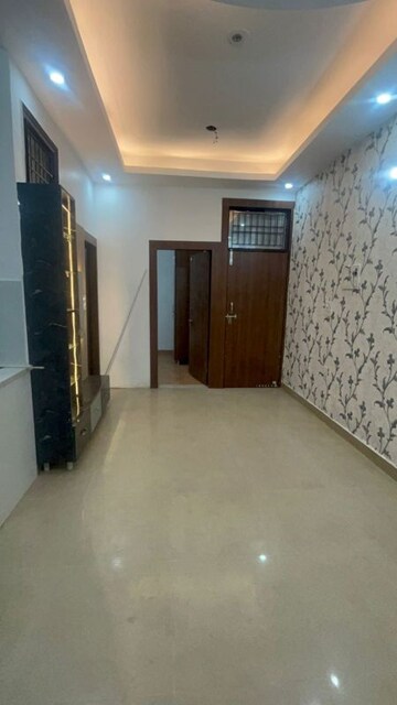 Room in 1 BHK Builder Floor at J Block Pratap Vihar – for Sale