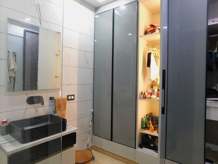 Kitchen, ramprastha-society 6+ Bedroom 240 Sq.Yd. Independent House In Ramprastha Greens Ghaziabad 9797501