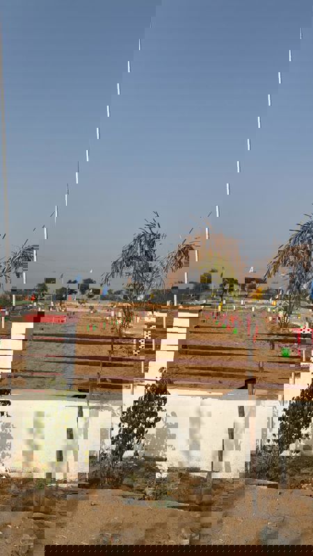 Plot For Sale in Sector 4