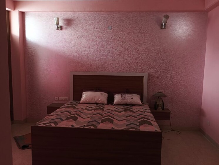 Bedroom, sector 22b 2 Bedroom 1281 Sq.Ft. Builder Floor In Sector 22b Gurgaon 9797693