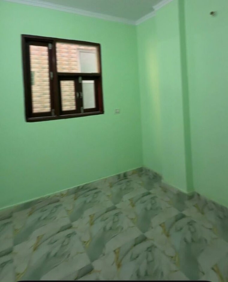 Room, kamalpur 2 Bedroom 50 Sq.Yd. Builder Floor In Kamalpur Delhi 9797718
