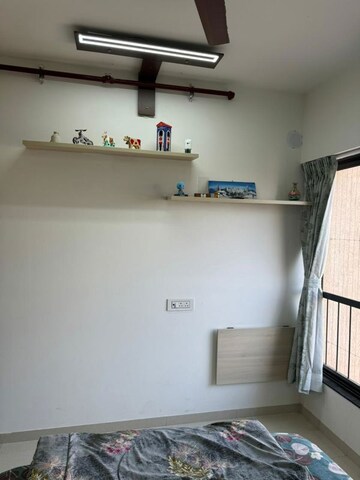 Room in 2 BHK Apartment at Shapoorji Pallonji Joyville Hadapsar Annexe, Hadapsar – for Rent