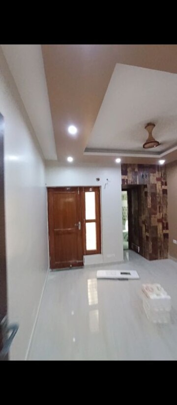 Living Room in 3 BHK Builder Floor at BPTP Elite Floors, Sector 83 – for Rent