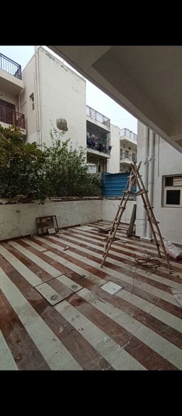 Staircase in 3 BHK Builder Floor at BPTP Elite Floors, Sector 83 – for Rent