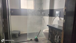 Bathroom in 2 BHK Builder Floor at Unitech South City II, Sector 50 – for Rent