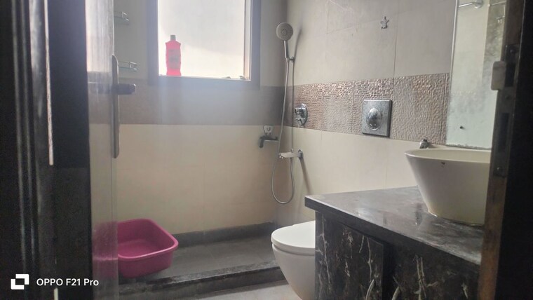 Bathroom, unitech-south-city-ii 2 Bedroom 1050 Sq.Ft. Builder Floor In Sector 50 Gurgaon 9797809