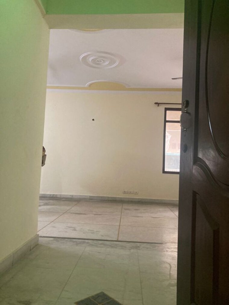 Bathroom, sector 19 dwarka 3 Bedroom 1500 Sq.Ft. Apartment In Sector 19 Dwarka Delhi 9797810