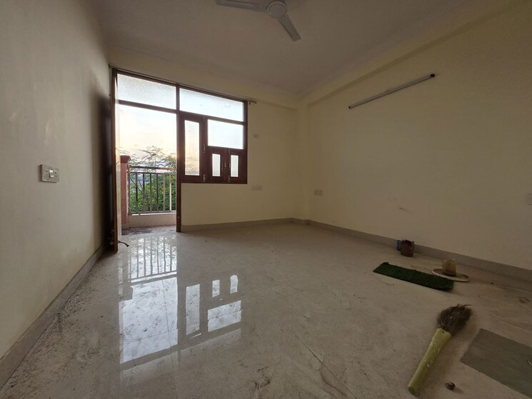Living Room, chattarpur 2 Bedroom 900 Sq.Ft. Builder Floor In Chattarpur Delhi 9797811
