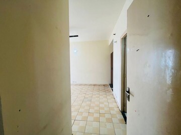 Master Bedroom in 2 BHK Apartment at BPTP Princess Park, Sector 86 – for Rent