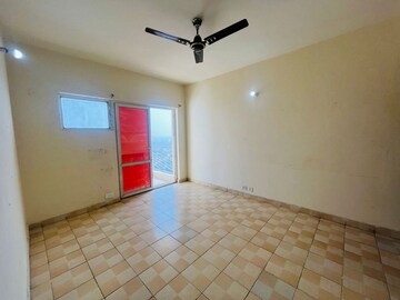 Master Bedroom in 2 BHK Apartment at BPTP Princess Park, Sector 86 – for Rent