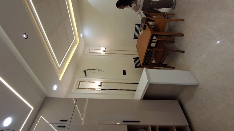 Living Room, sector 85 3 Bedroom 250 Sq.Yd. Builder Floor In Sector 85 Faridabad 9798044