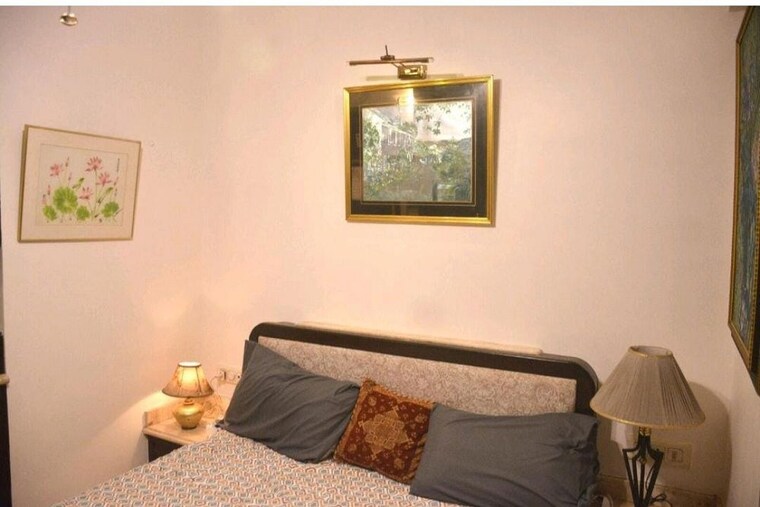 Bedroom, bandra west 3 Bedroom 1100 Sq.Ft. Apartment In Bandra West Mumbai 9797973