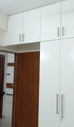 2 BHK + Servant Room Apartment For Sale in Shree Vardhman Green Court
