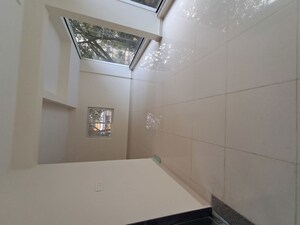 Room in  Showroom at Hsr Layout – for Rent