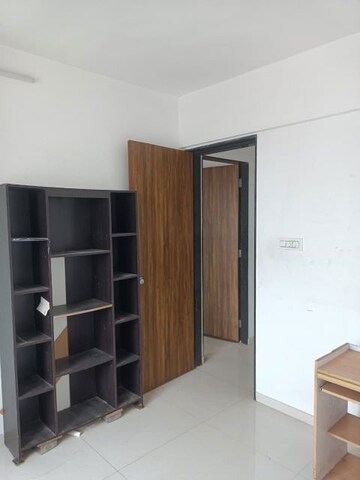 Room in 3 BHK Apartment at Shankeshwar Dang Ikon, Ravet – for Rent