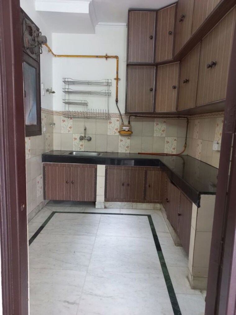 Kitchen, sector 18 dwarka 3 Bedroom 1500 Sq.Ft. Apartment In Sector 18 Dwarka Delhi 9798482