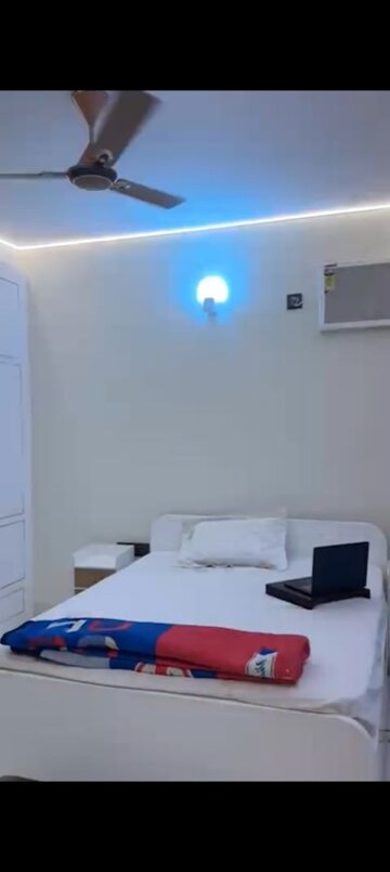 Team Area in 3 BHK Apartment at Sector 21c – for Sale