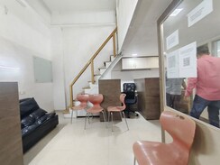Office Space For Sale in Kemp Plaza