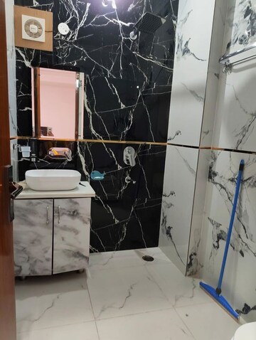 Master Bedroom in 3 BHK Builder Floor at Palam Vihar – for Sale