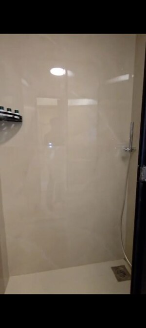 Room in 2 BHK Apartment at Kukreja Complex, Bhandup West – for Sale