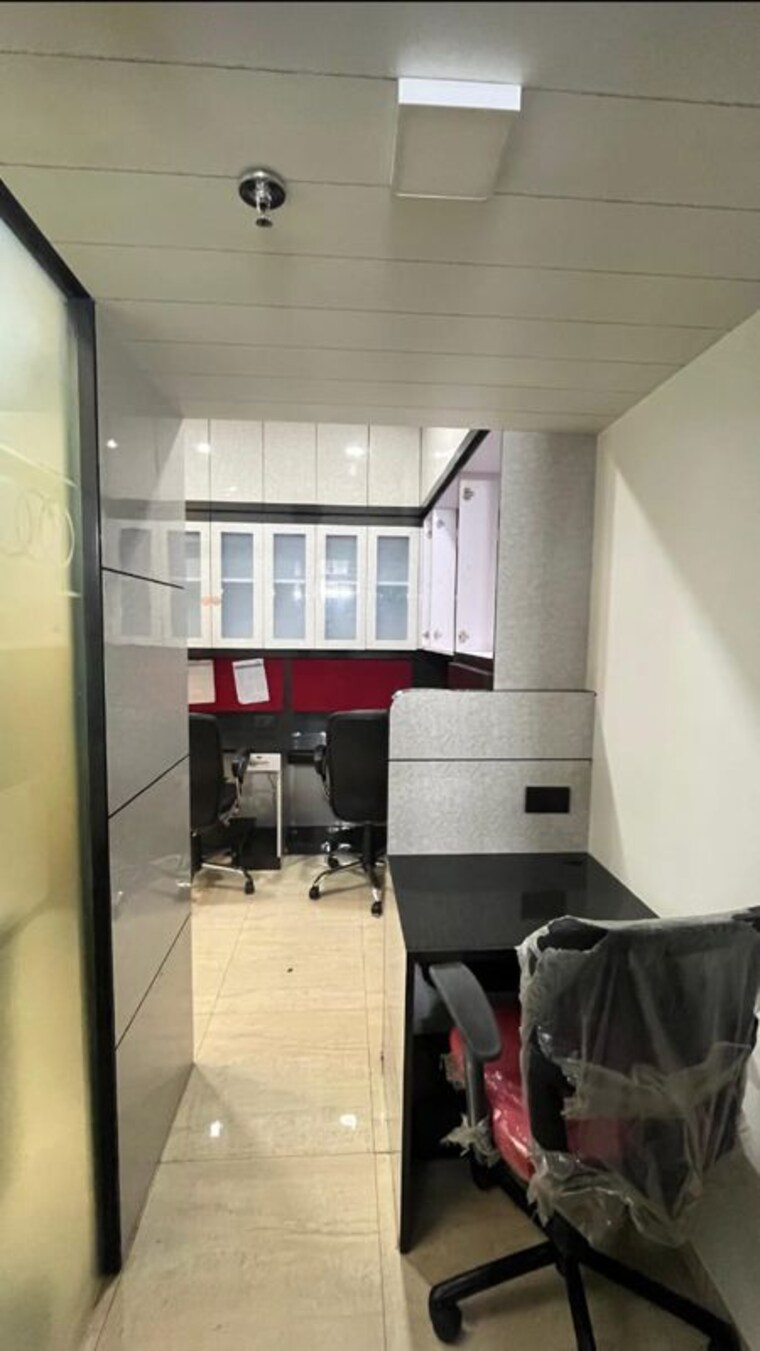 Team Area, bhandup west Commercial Office Space 600 Sq.Ft. In Bhandup West Mumbai 9798607