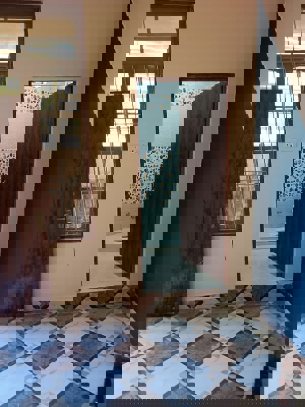 Room in 2 BHK Independent House at Rajajipuram – for Sale