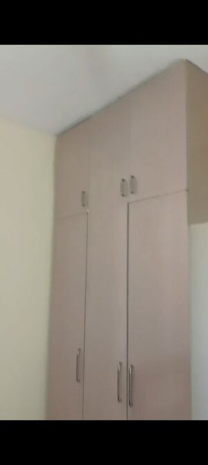 Furnished Amenities in 2 BHK Apartment at Pyramid Heights, Sector 85 – for Rent