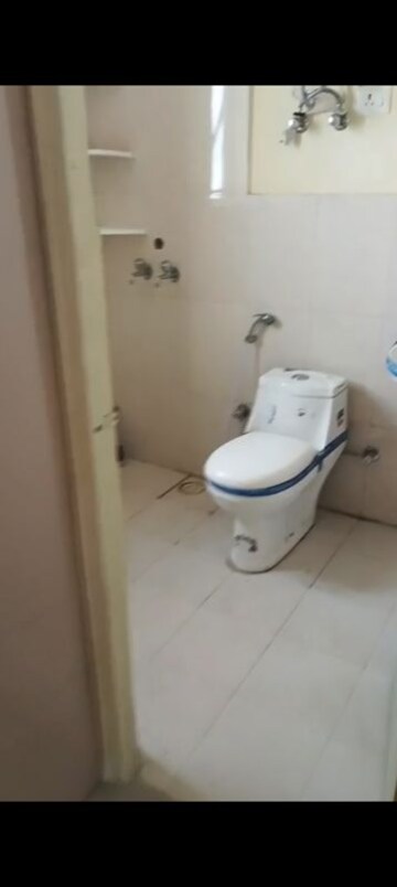 2 BHK Apartment For Rent in Pyramid Heights, Sector 85