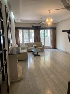 3 BHK + Pooja Room Apartment For Rent in Bandra West