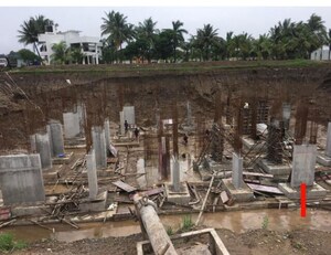 5 BHK Builder Floor – Exterior View View at Vesu - for Sale