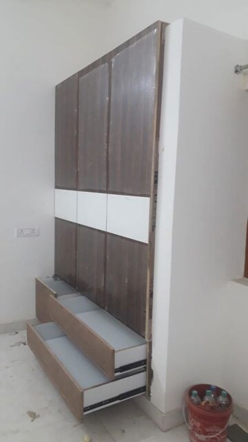 Kitchen in 3 BHK Villa at Emaar Gomti Greens, Gomti Nagar – for Rent